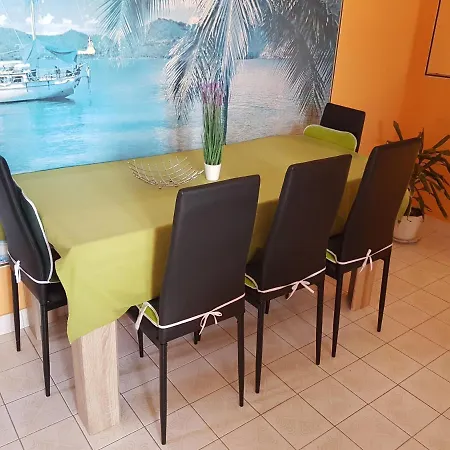 Hoffman * באלאטונסארסו