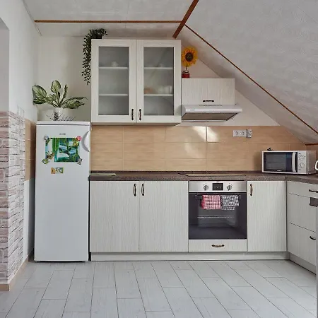 Hoffman באלאטונסארסו